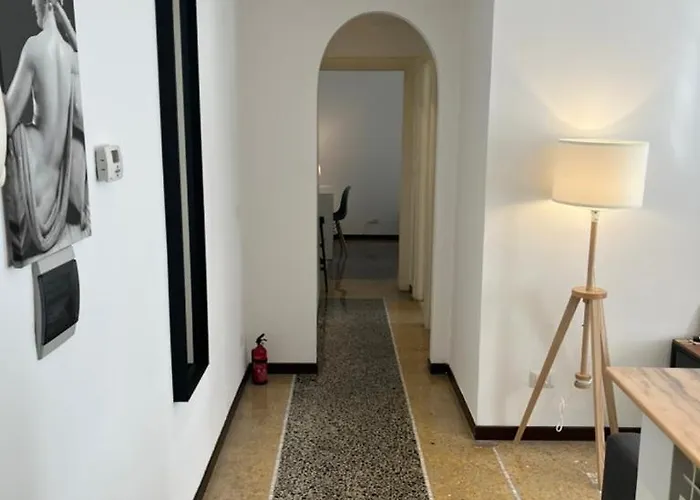 House Of Mia In Prati